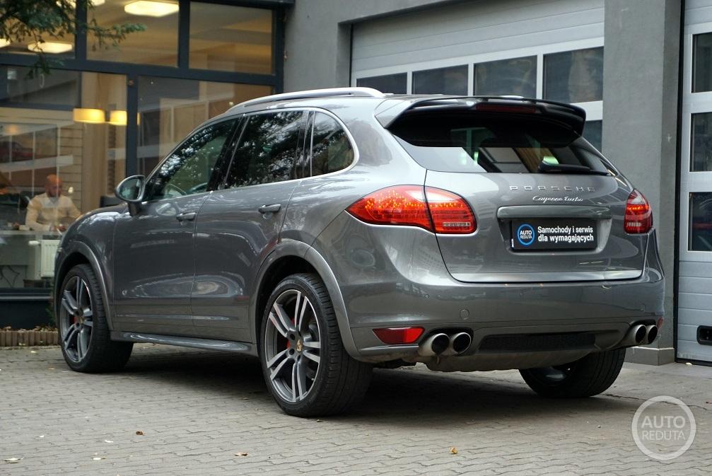 Porsche Cayenne Turbo 4,8 500KM (2010 r.)